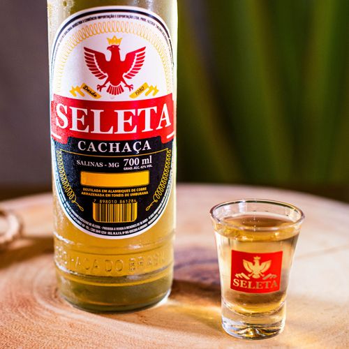 Cachaça Seleta Ouro - 700ml