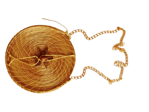 Bolsa Redonda em Capim Dourado - Encantos Dourados